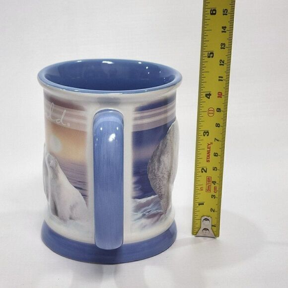 Polar Bears 3-D Embossed Coffee Tea Mug SeaWorld - Picture 2 of 9